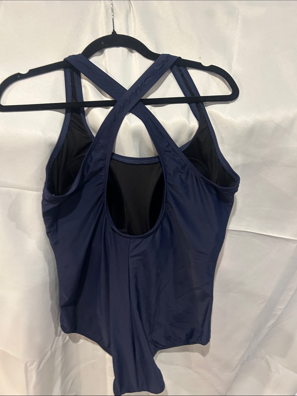 Classic Navy Crisscross-Back One-Piece Swimsuit size 18w - Picture 2 of 2